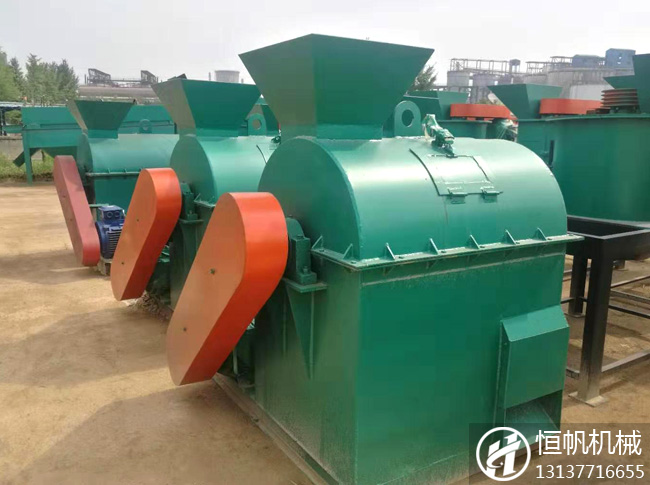 畜禽糞便堆肥處理生產有機肥的工藝與設備(圖3) 禽糞粉碎設備